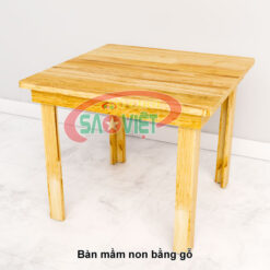 bàn vuông montessori mầm non bằng gỗ S013VF3