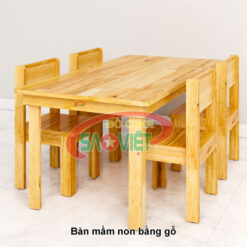 bàn ghế gỗ mầm non montessori 4 cho S013VF4