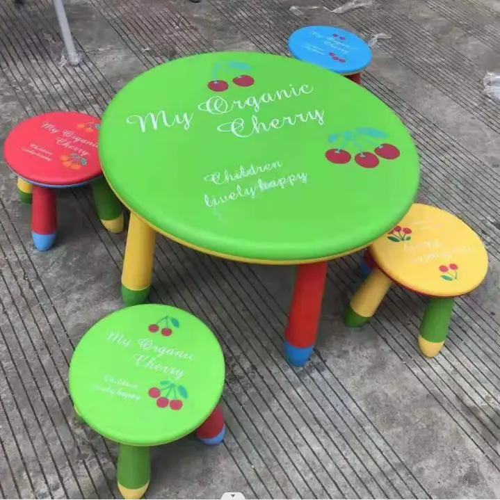bộ bàn ghế nhà trẻ dễ thương cho bé S013NG