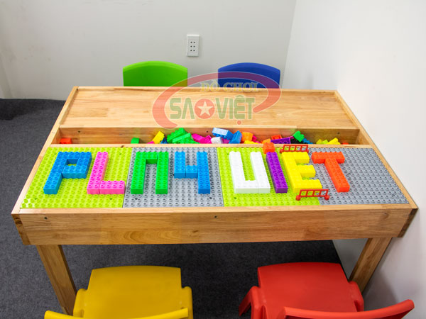 bộ bàn ghế chơi lego xếp hình lego khu vui chơi trẻ em S26V1B