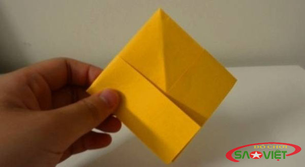 gấp thuyền giấy 3