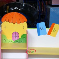 kệ thư viện mẫu giáo